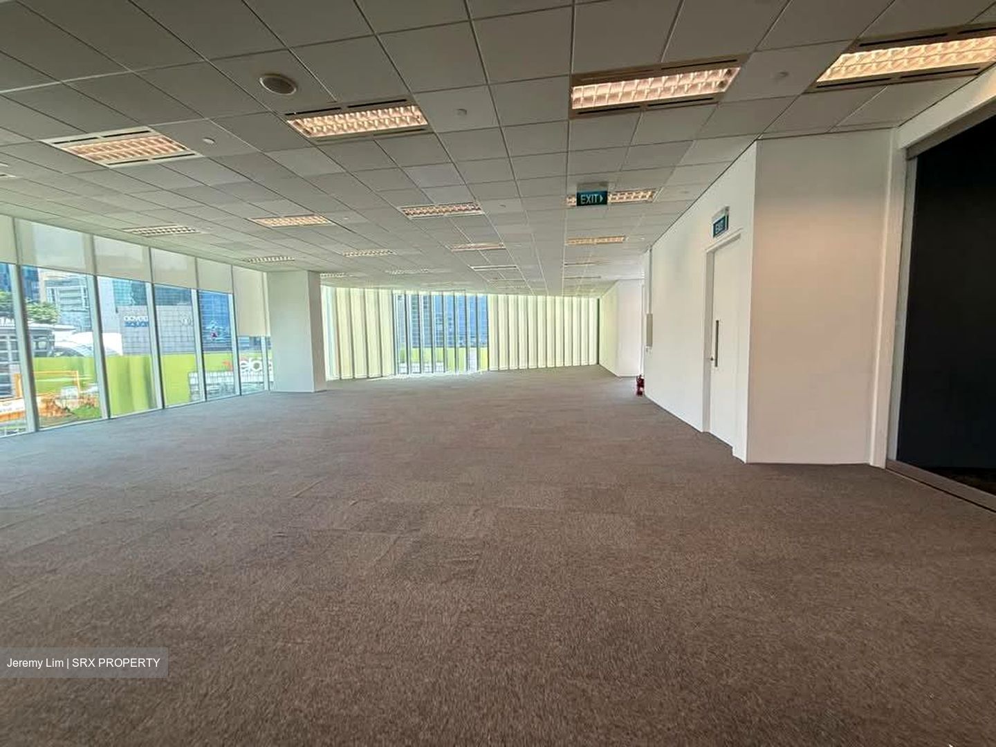 Newton 200 (D11), Office #556182471